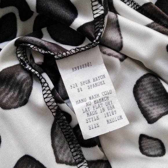 Kay Celine Fuax Wrap Long Sleeve Top (Made in USA) size M - Picture 8 of 9